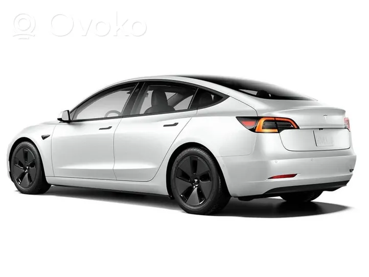 Tesla Model Y Tubo flessibile del liquido di raffreddamento del motore 107759400E