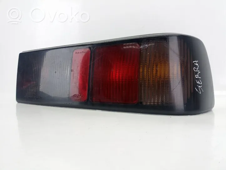 Ford Sierra Lampa tylna 90BG13A602