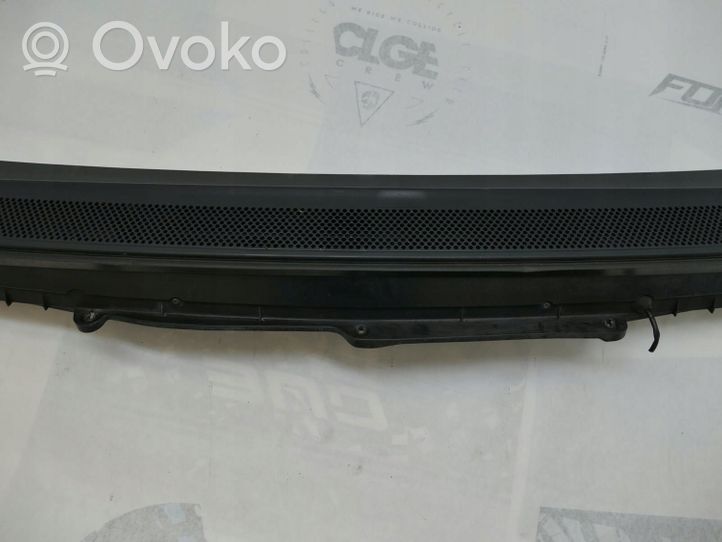 Mercedes-Benz Vaneo W414 Rivestimento del tergicristallo A1689971481