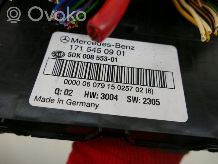 Mercedes-Benz SLK R171 Module de fusibles 1715450901