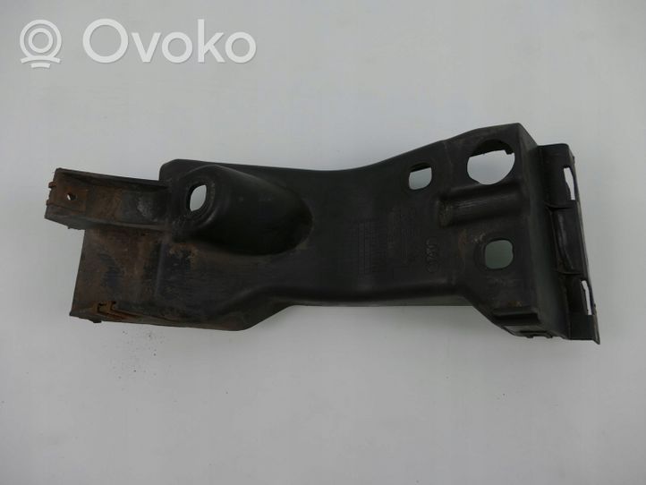 Audi A8 S8 D3 4E Supporto di montaggio del parafango 4E0853921C