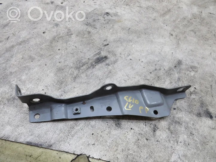 Renault Clio IV Lokasuojan kannake 6413450224R