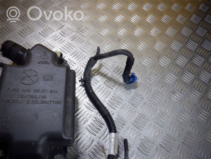 Fiat 500L Module de fusibles 51890355