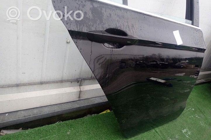 Volkswagen Golf Sportsvan Rear door 