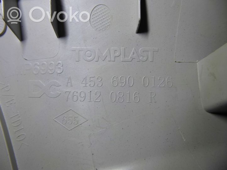 Smart ForFour II W453 Osłona słupka szyby przedniej / A A4536900126