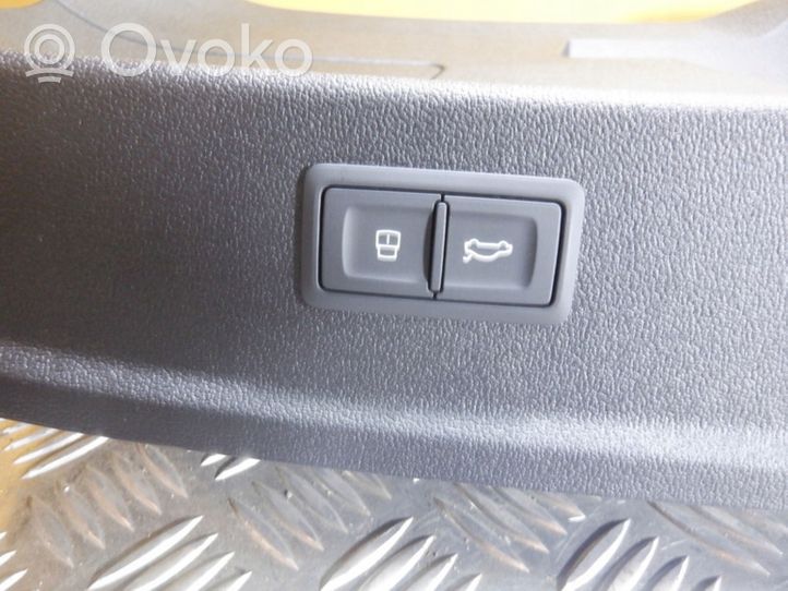 Audi A3 8Y Takaluukun alaosan verhoilusarja 8Y4867979