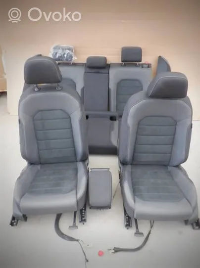 Volkswagen Golf VII Seat set 73420