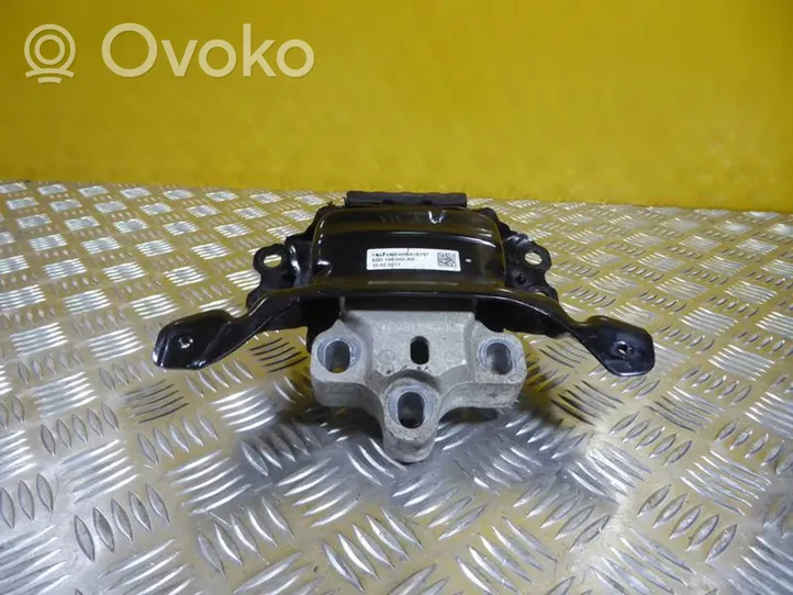 Volkswagen Golf VIII Supporto della scatola del cambio 5Q0199555AD