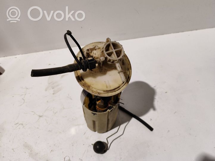 Volvo V70 In-tank fuel pump 8683328