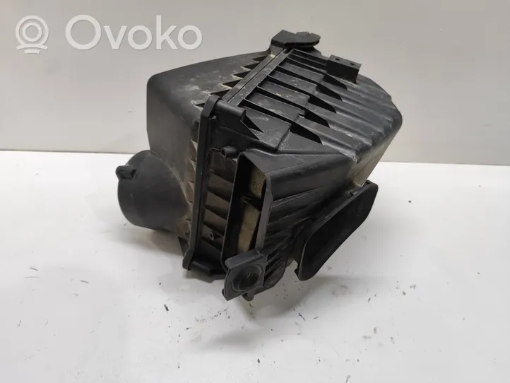 Audi A4 S4 B7 8E 8H Scatola del filtro dell’aria 059133835G