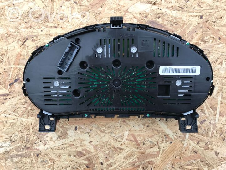 Opel Insignia A Speedometer (instrument cluster) 22783072