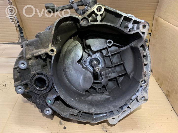 Opel Astra H Scatola del cambio manuale a 6 velocità 55192042