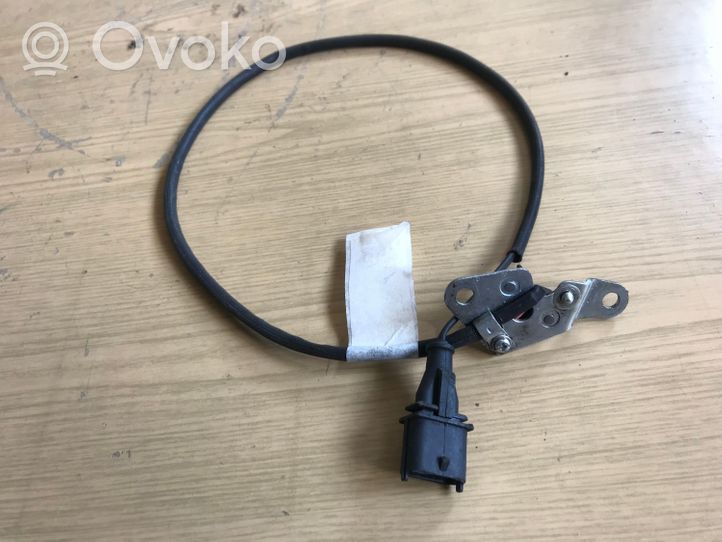 Opel Zafira B Sadales vārpstas apgriezienu sensors 0281002213