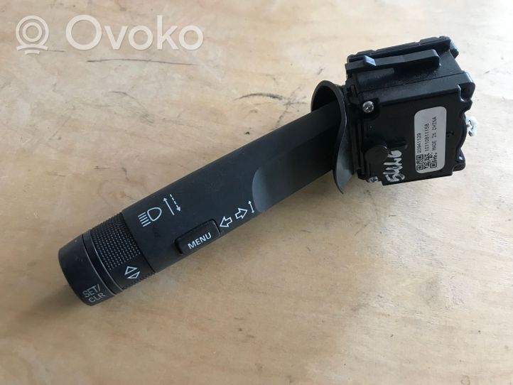 Opel Zafira C Indicator stalk 20941129