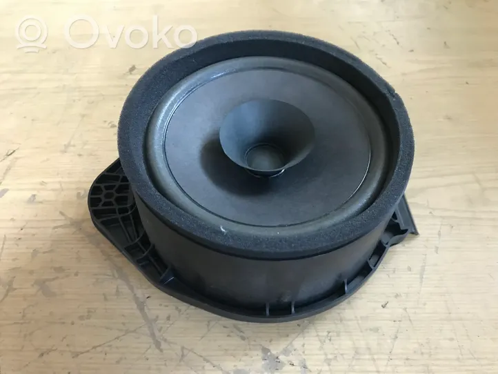 Opel Zafira C Rear door speaker 39117927