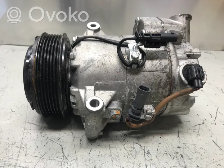 Opel Astra J Ilmastointilaitteen kompressorin pumppu (A/C) 13450516