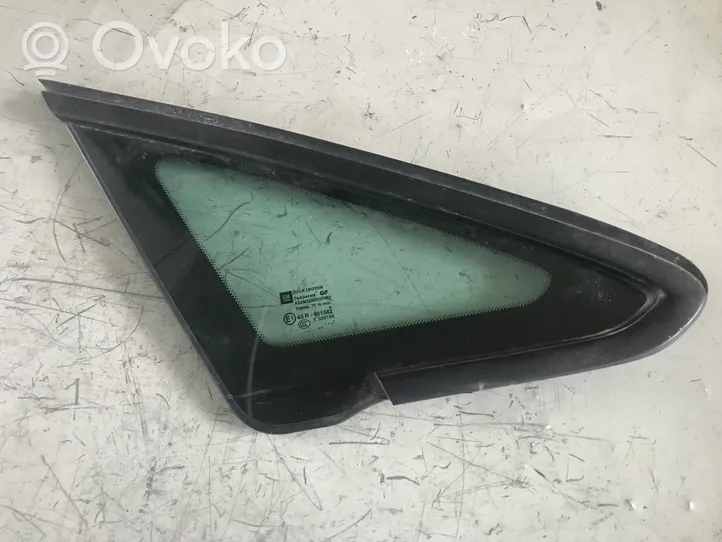 Opel Astra J Front triangle window/glass AS2M3236DOT682