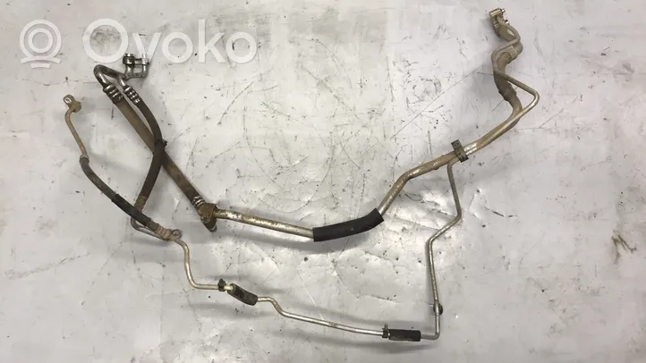 Opel Insignia A Air conditioning (A/C) pipe/hose 13220107