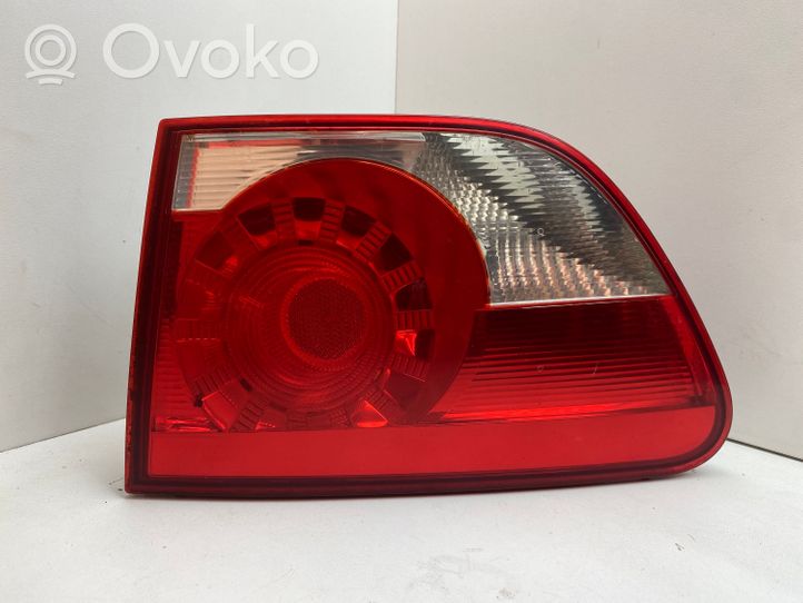 Seat Altea Lampy tylnej klapy bagażnika 5P8945094D