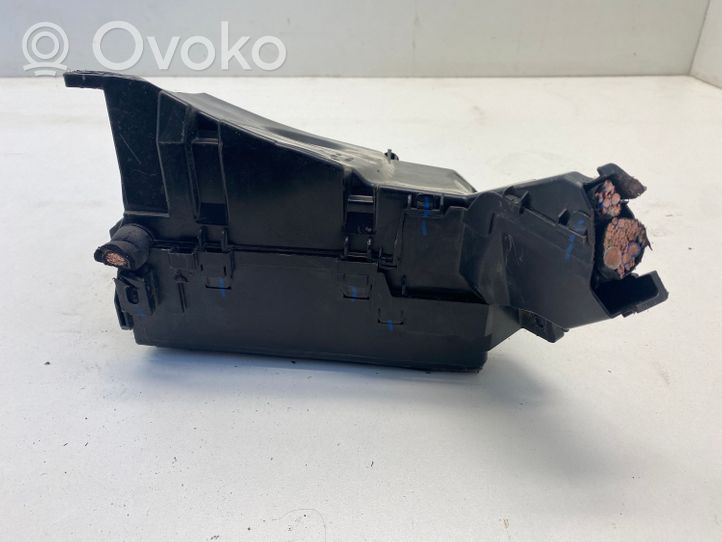 Toyota Auris E210 Fuse box set 