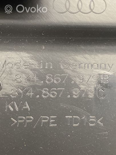 Audi A3 8Y Takaluukun alaosan verhoilu 8Y4867979B