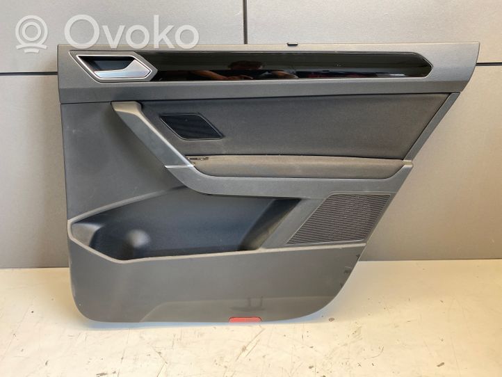 Volkswagen Touran III Garniture panneau de porte arrière 5TA867212