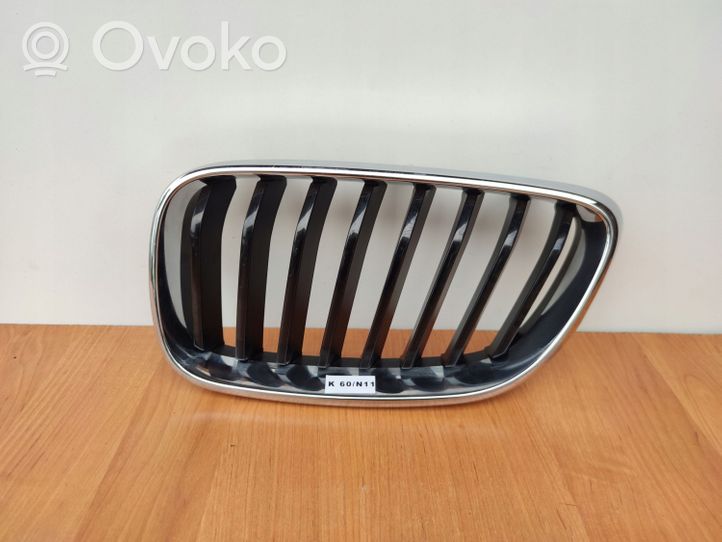 BMW 2 F22 F23 Grille calandre supérieure de pare-chocs avant 7295521