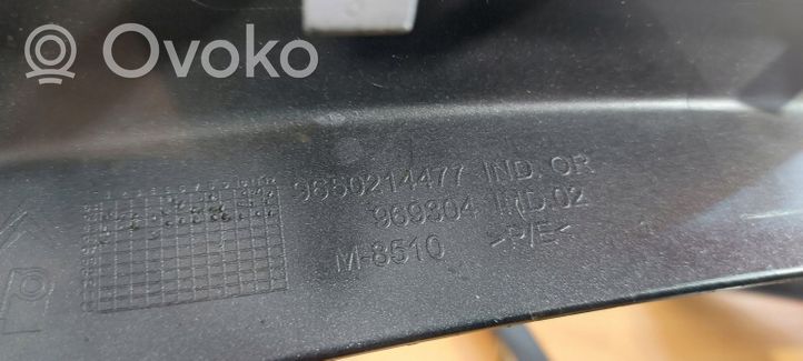 Citroen Xsara Picasso Enjoliveur de pare-chocs arrière 9650214477