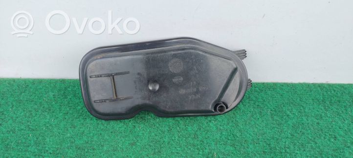 Volkswagen Polo III 6N 6N2 6NF Parapolvere per faro/fanale  963831-00