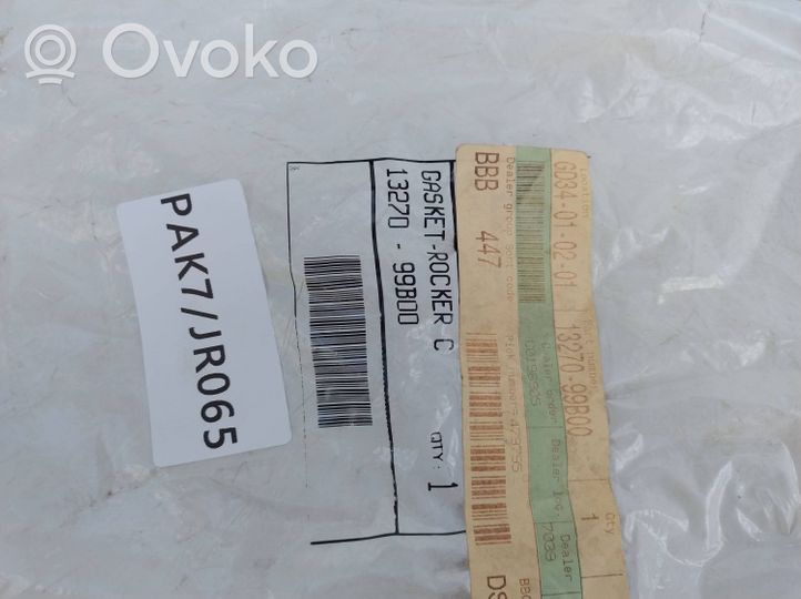 Nissan Micra Inna część głowicy cylindra 13270-99B00