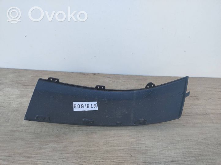 Renault Clio II Modanatura separatore del paraurti anteriore 8200074467