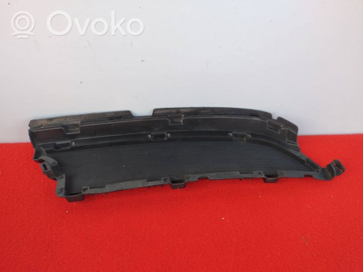 Opel Corsa F Etupuskurin ylempi jäähdytinsäleikkö 9833406180