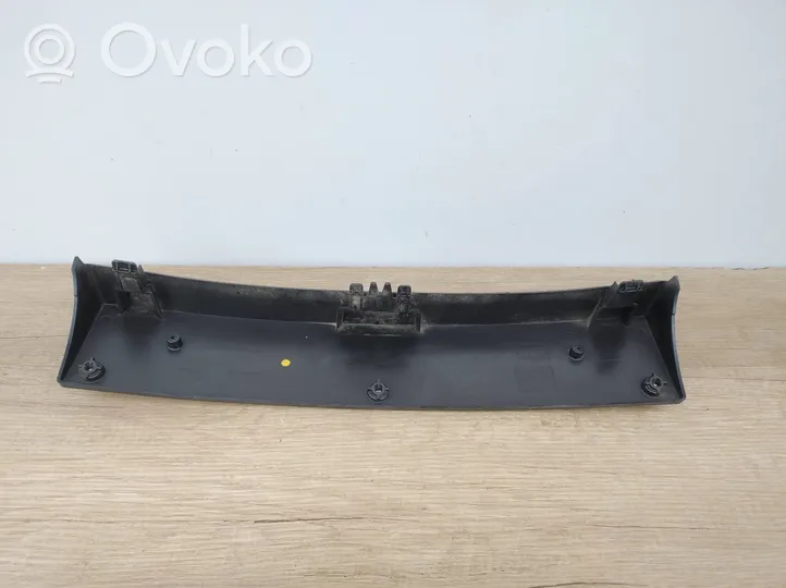 Opel Insignia B Ramka przedniej tablicy rejestracyjnej 13491290