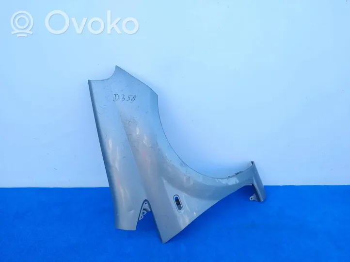 Fiat Grande Punto Błotnik przedni 51777437