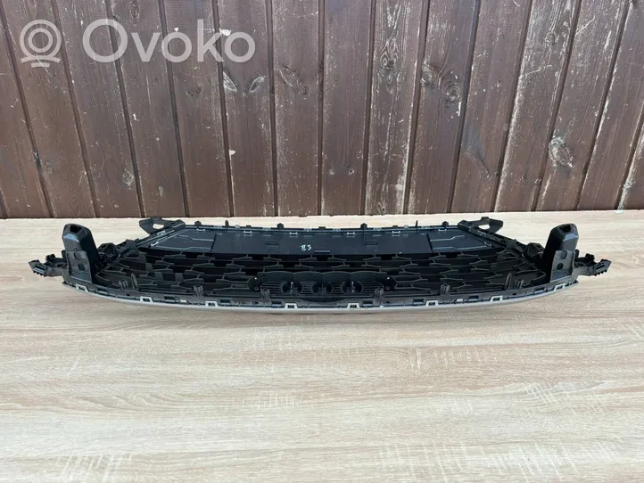 Audi Q2 - Maskownica / Grill / Atrapa górna chłodnicy 81A853651