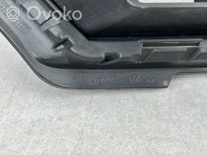 Volkswagen Touareg II Grille inférieure de pare-chocs avant 7P6853666B