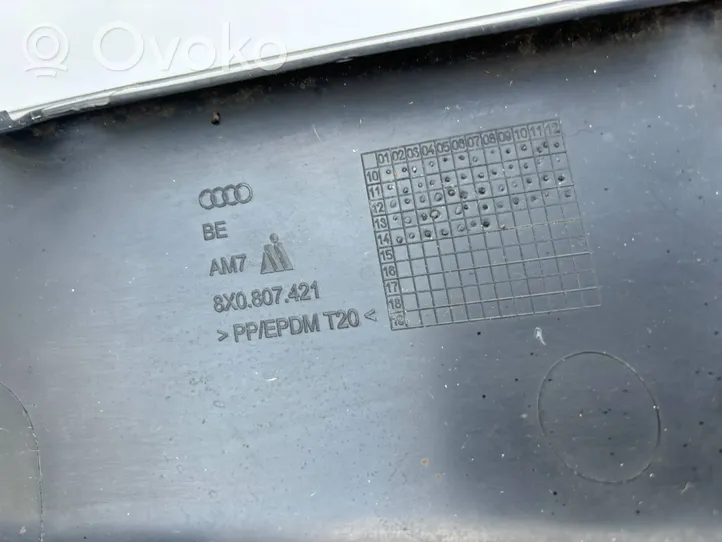 Audi A1 Apatinė bamperio dalis 8X0807421