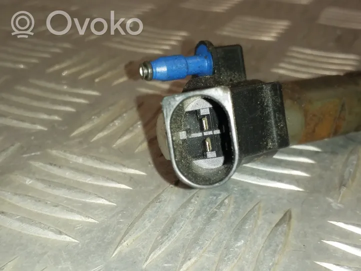 KIA Sorento Injecteur de carburant 338002F000