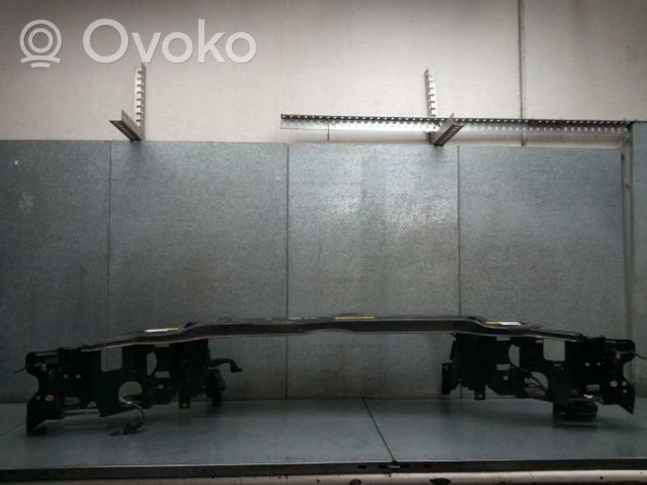 Volvo XC90 Jäähdyttimen kehyksen suojapaneeli 