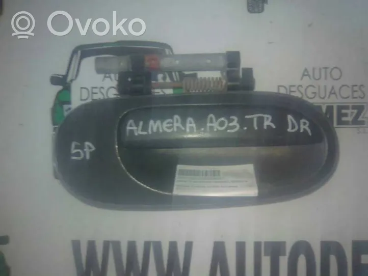 Nissan Almera N16 Išorinė atidarymo rankena galinių durų 