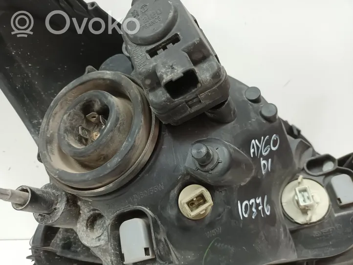 Toyota Aygo AB10 Phare frontale 0821211K2L