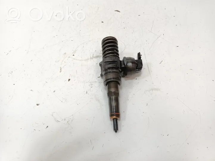 Seat Ibiza III (6L) Injecteur de carburant 0414720215