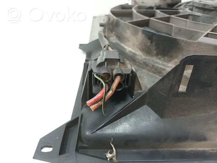 Peugeot 307 Ventilateur de refroidissement de radiateur électrique 0130303827