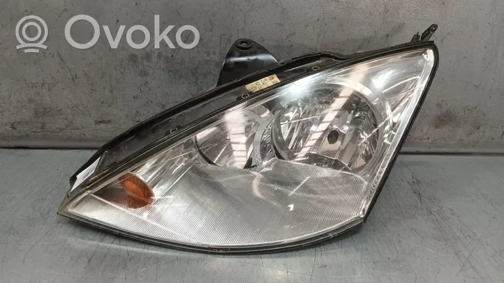 Opel Zafira A Lampa przednia 2M5113W030BG