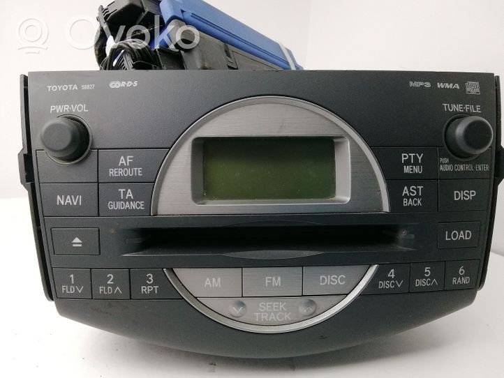 Toyota RAV 4 (XA30) Panel / Radioodtwarzacz CD/DVD/GPS FA032077A