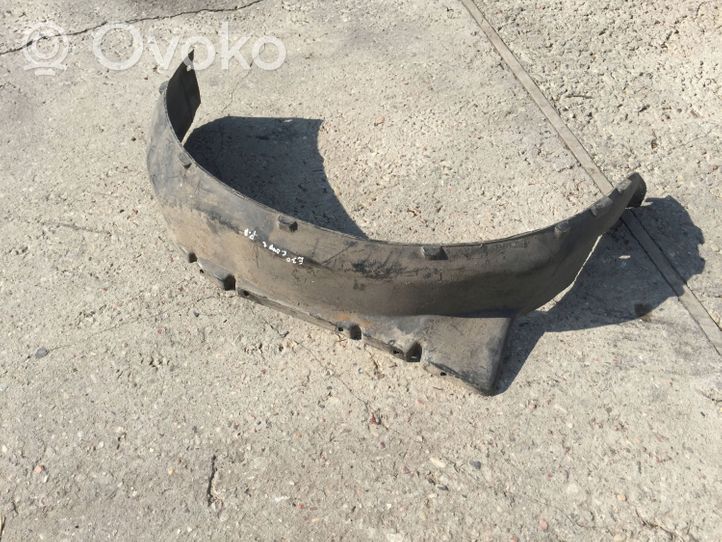 BMW 3 E30 Rivestimento paraspruzzi passaruota anteriore 