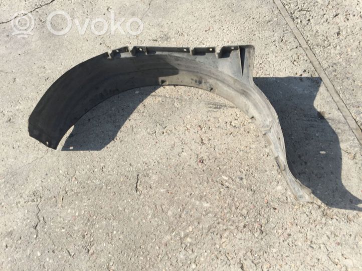 BMW 3 E30 Rivestimento paraspruzzi passaruota anteriore 