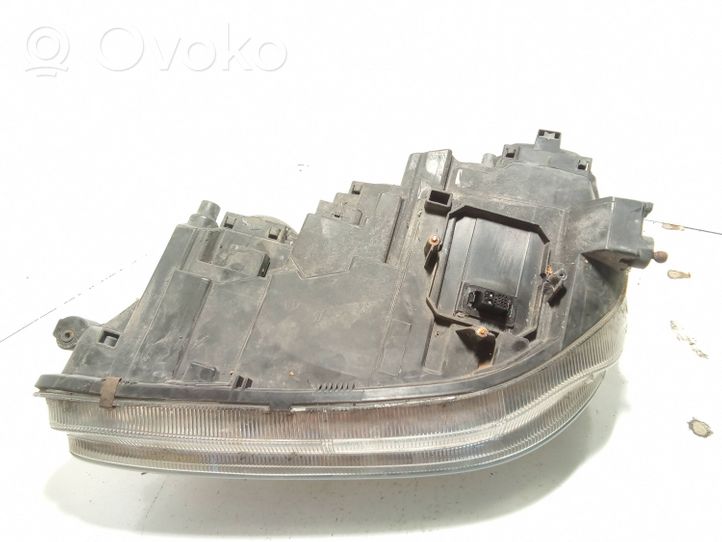 Mercedes-Benz S W220 Phare frontale A2208202461