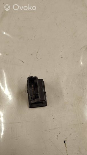 Toyota Land Cruiser (J150) Other switches/knobs/shifts 15b281