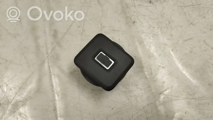 Volvo XC90 Connecteur/prise USB 31659136